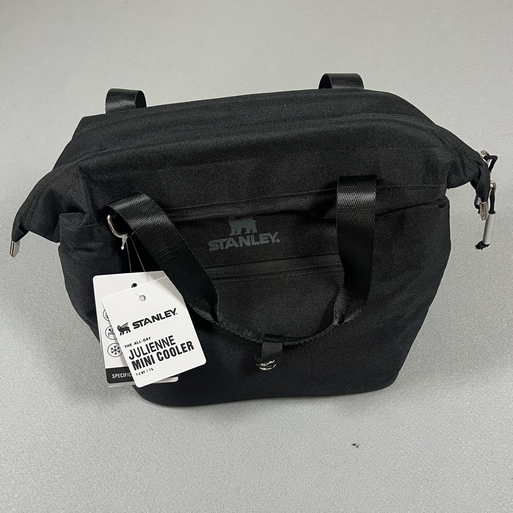 🖤 Stanley Julienne Mini Cooler – 7.2QT / 7L – Black – NWT Crossbody Lunch Bag - Picture 4 of 13